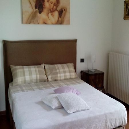 Crespi House Bed & Breakfast Parabiago Eksteriør bilde