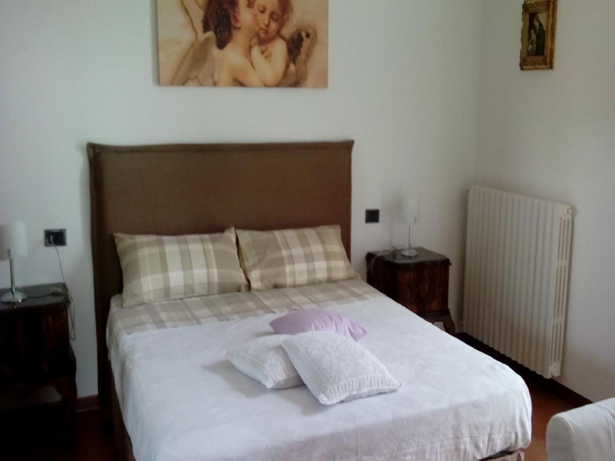 Crespi House Bed & Breakfast Parabiago Eksteriør bilde